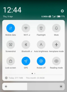 Turn on mobile data to fix common whatsapp problem